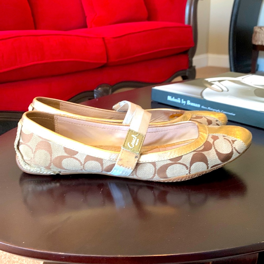 Beautiful PreLoved Gold Coach Ballerina Shoes!